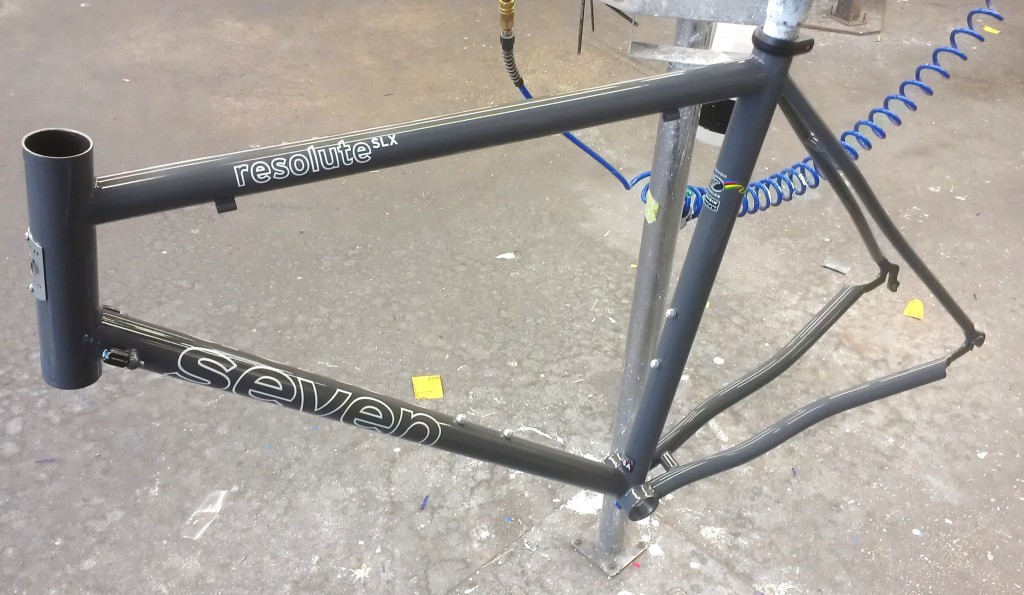 IMAG0983 Resolute SLX in graphite
