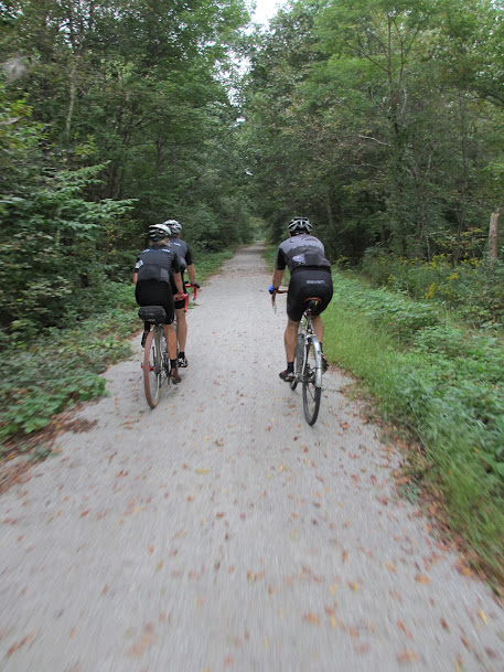 IMG_0091 a pack of Seven riders on the long trail at Kearsarge Klassic