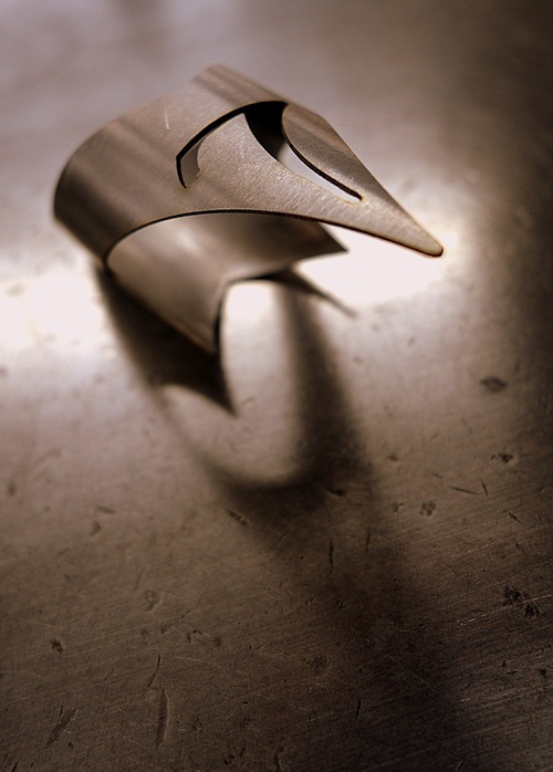 titanium lug