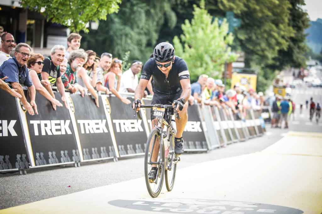 Omar at the Etape du Tour on his Axiom SL