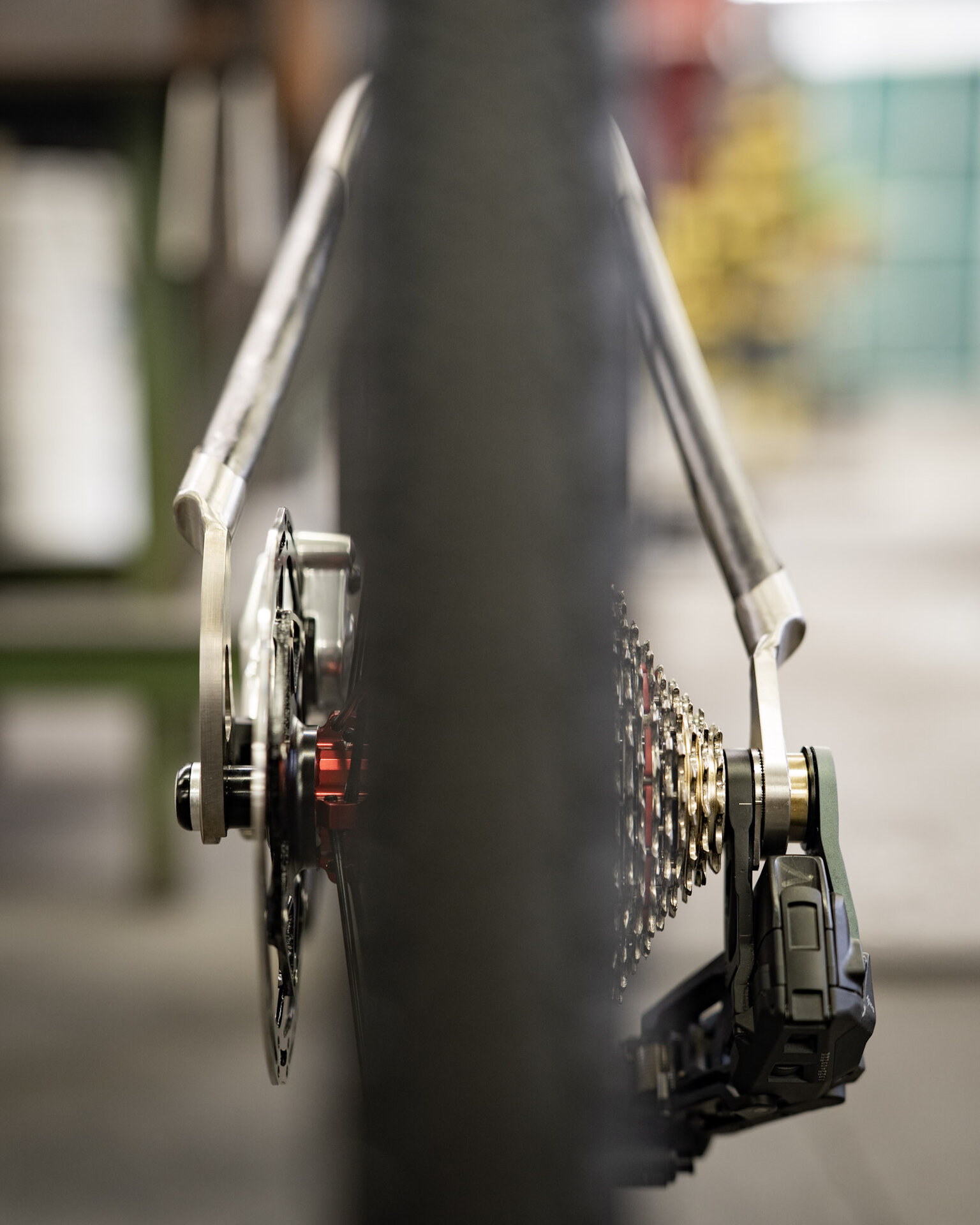 asymmetric dropouts and seat stays