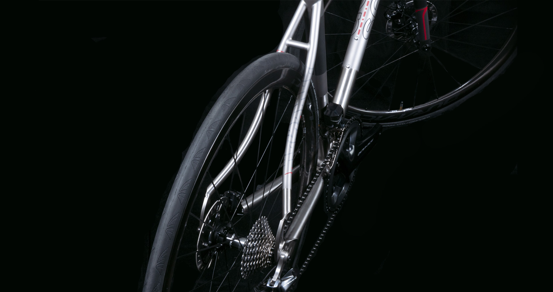 Axiom XX rear triangle