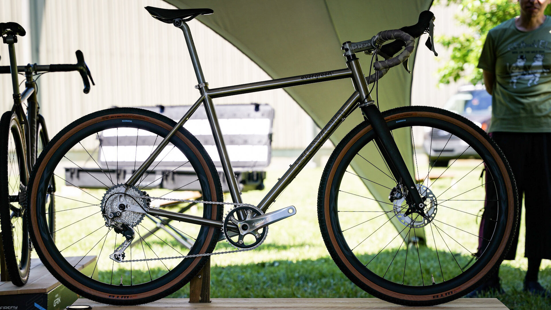 Touring bike