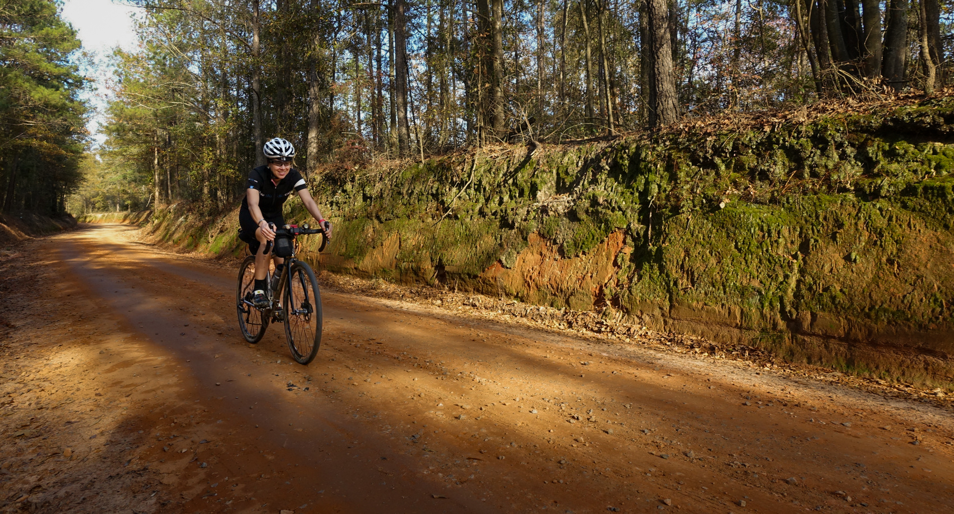 evergreen-gravel-red-dirt