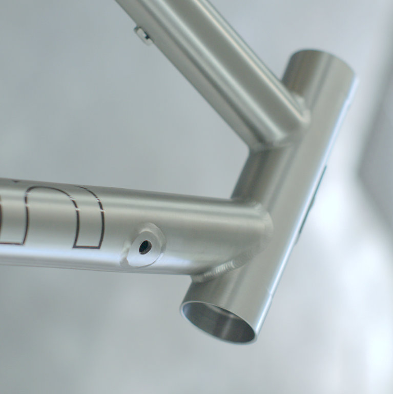 Di2 Seat Tube